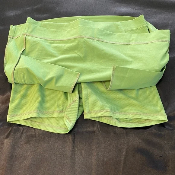 Athleta Skort W/Pockets Green Size 4 New Never Worn No Tags - Picture 8 of 12